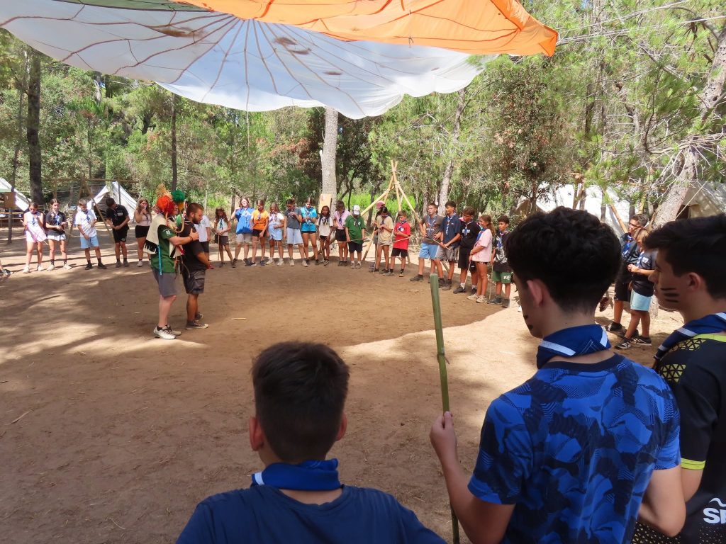 Οι παλιοί Πατρινοί πρόσκοποι... σε κατασκήνωση - φωτο