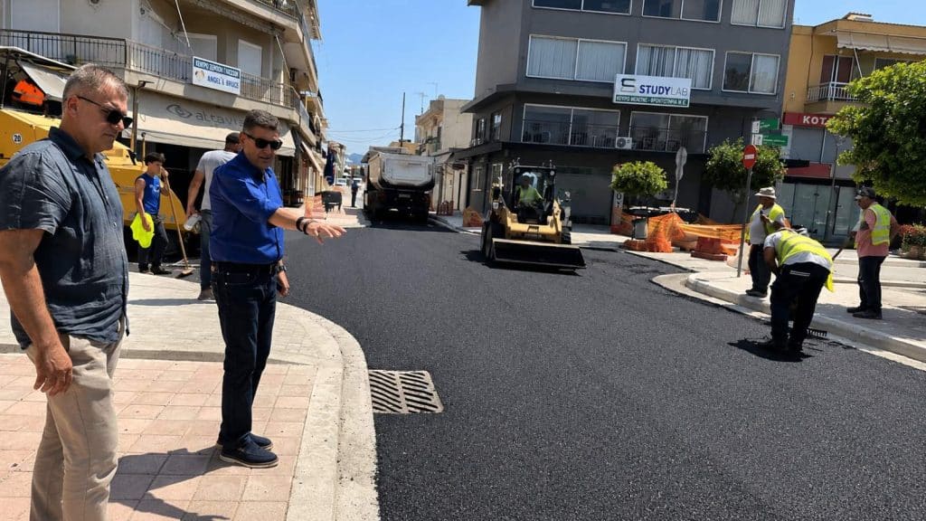 Παραδόθηκε ένα ακόμη τμήμα της Β’ Φάσης της Ανάπλασης του κέντρου της Κάτω Αχαΐας - φωτο