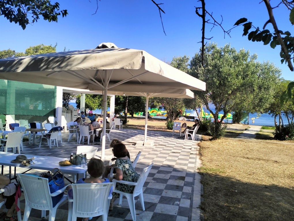 Ξεκίνησε στην πλαζ της Αγυιάς το Θερινό Στέκι μελών ΚΑΠΗ του Κοινωνικού Οργανισμού του Δήμου Πατρέων - φωτο Ξεκίνησε στην πλαζ της Αγυιάς το Θερινό Στέκι μελών ΚΑΠΗ του Κοινωνικού Οργανισμού του Δήμου Πατρέων - φωτο
