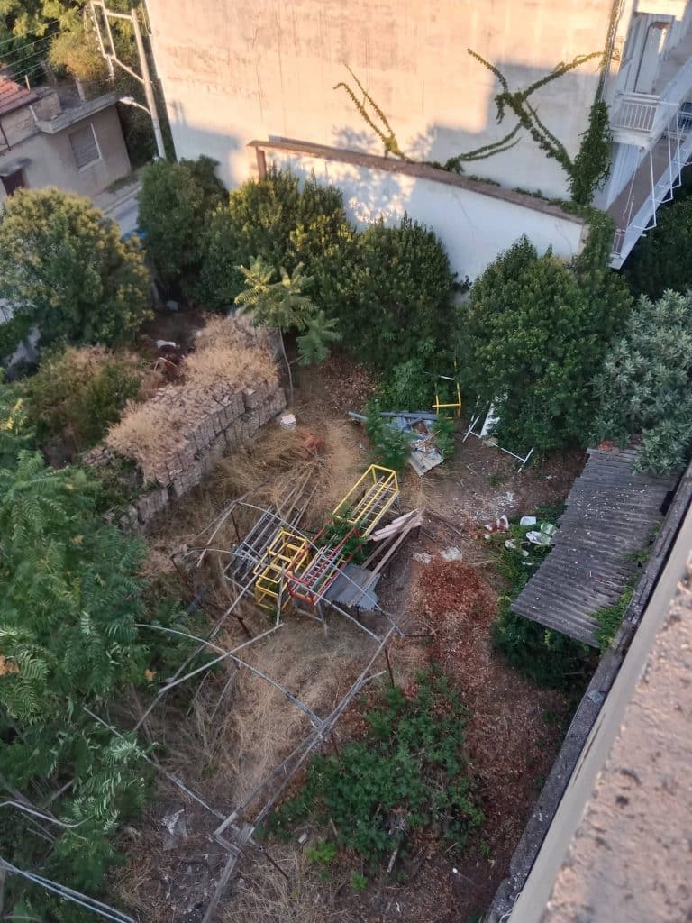 Πάτρα - φωτό: Το παλιό σινεμά έγινε... εστία μόλυνσης