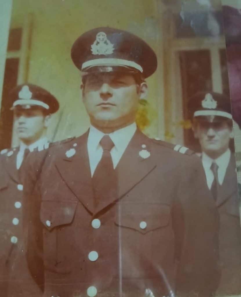 Πάτρα: Θρήνος για τον αστυνομικό Νίκο Κραβαρίτη Πάτρα: Θρήνος για τον αστυνομικό Νίκο Κραβαρίτη