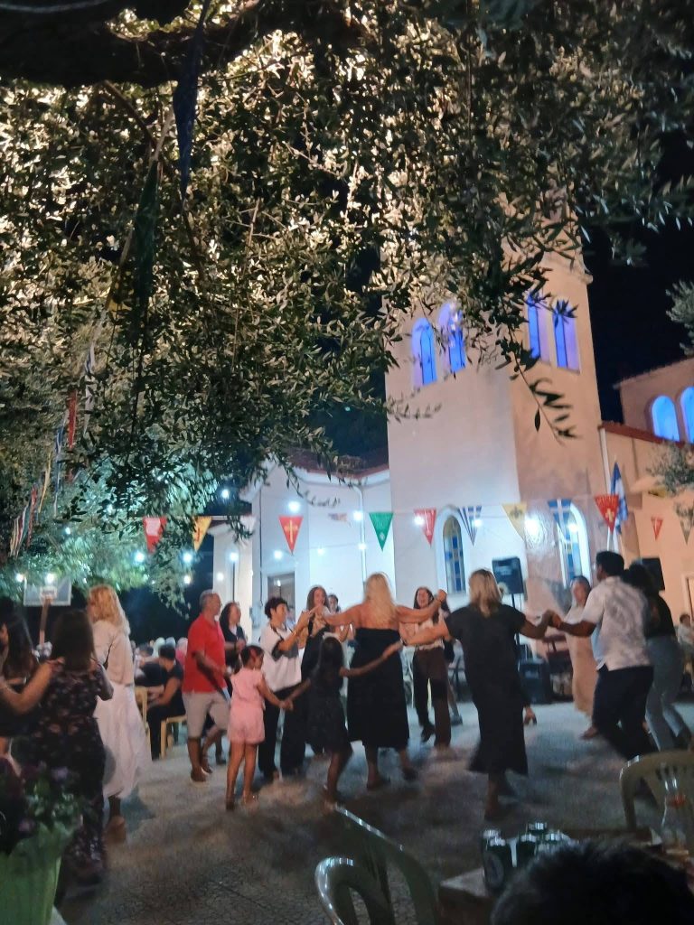 Αχαϊα: Με επιτυχία η εκδήλωση στα Θωμέϊκα - Παρών και ο Γρηγόρης Αλεξόπουλος - φωτο