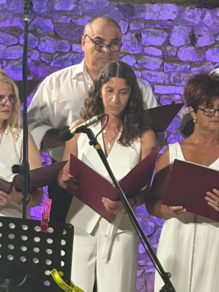 Κάστρο Χλεμούτσι: Μια παραμυθένια βραδιά κάτω από το Αυγουστιάτικο Φεγγάρι με τη Χορωδία Μυρτουντίων - φωτο