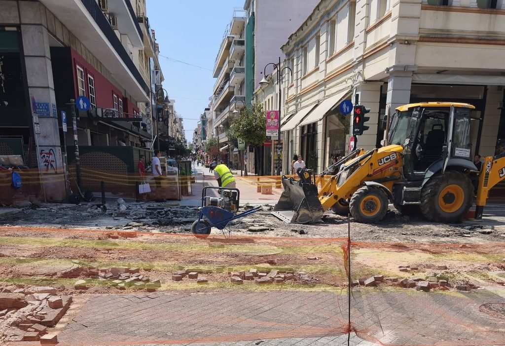 ΤΡΕΙΣ ΔΡΟΜΟΙ ΚΛΕΙΣΤΟΙ ΣΗΜΕΡΑ: Σαν βγεις στον πηγαιμό για Καραϊσκάκη, Γερμανού και Ερμού… δεν θα μπορείς να περάσεις!