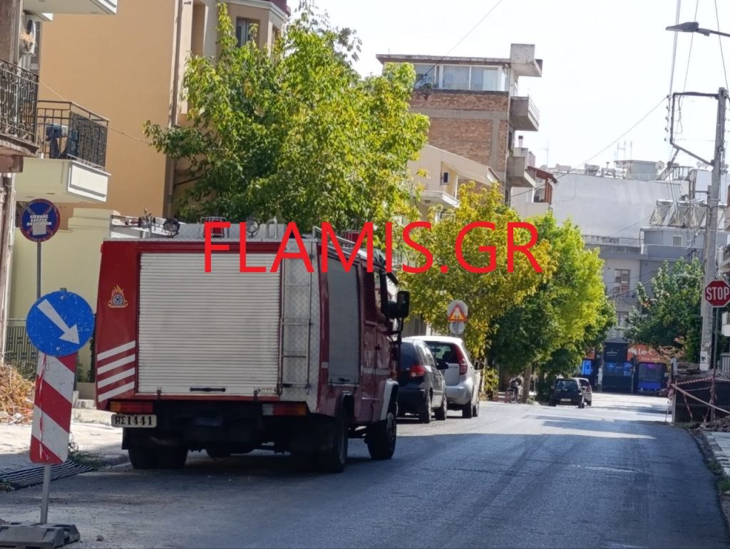 Πάτρα - ΤΩΡΑ: Φωτιά σε σπίτι στην οδό Λόντου