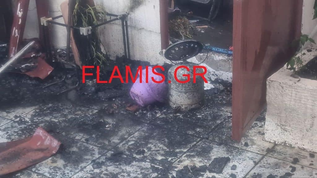 Πανικός στην Εγλυκάδα από έκρηξη φιάλης υγραερίου - Πώς σώθηκε από θαύμα η γυναίκα που εκείνη τη στιγμή μαγείρευε - ΦΩΤΟ & ΒΙΝΤΕΟ