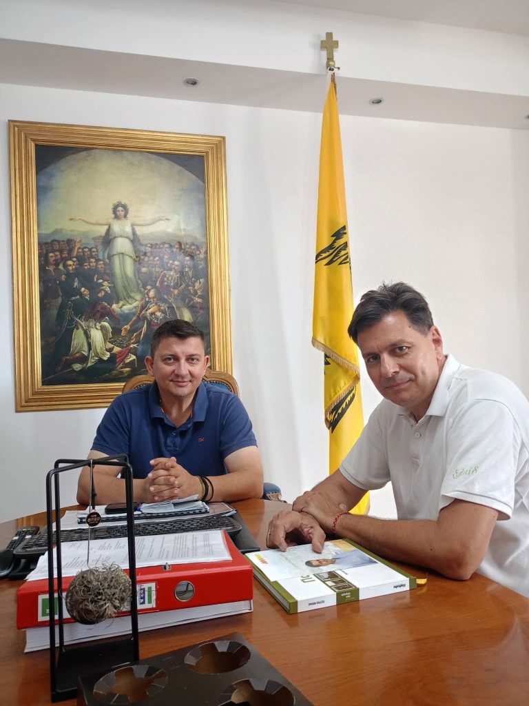 Συνάντηση Πέτρου Ψωμά με τον Δήμαρχο Ξηρομέρου