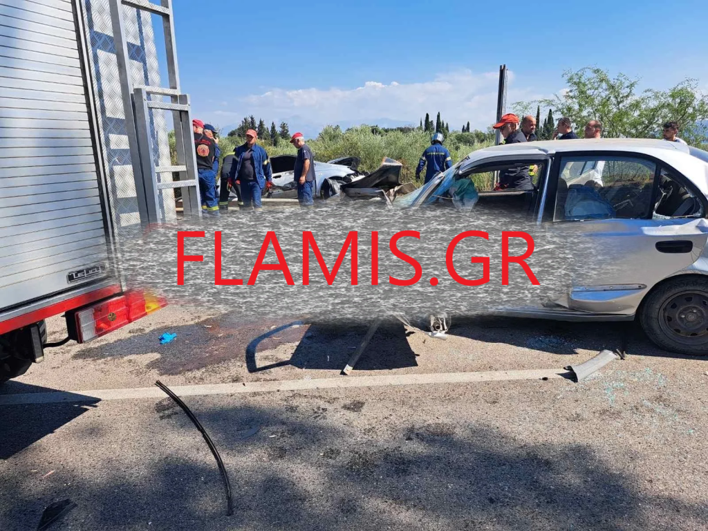 Σοβαρό τροχαίο στην Κάτω Αχαϊα - Επιασε φωτιά το ένα όχημα! Ενα άτομο χωρίς αισθήσεις
