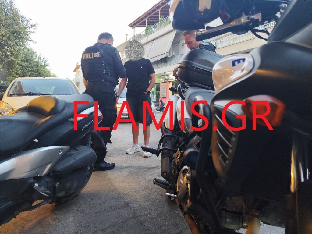Πάτρα: Ανοιξε την πόρτα του ΙΧ και χτύπησε δύο παιδιά που επέβαιναν σε πατίνι! Σοκ στα Ζαρουχλέϊκα - φωτο