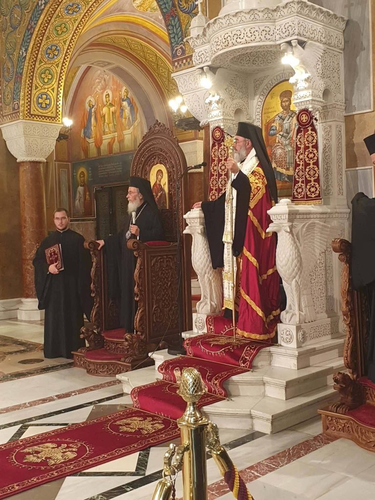 Πάτρα: Ο Πολυαρχιερατικός Εσπερινός στον Αγιο Ανδρέα - φωτο Πάτρα: Ο Πολυαρχιερατικός Εσπερινός στον Αγιο Ανδρέα - φωτο