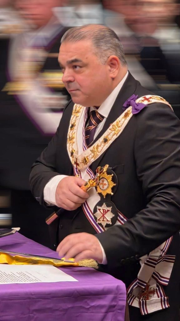 Αυτός είναι ο νέος "ηγεμόνας" των Τεκτόνων! φωτο Αυτός είναι ο νέος "ηγεμόνας" των Τεκτόνων! φωτο