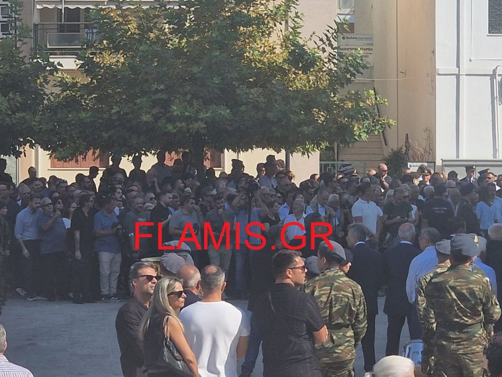 Θρήνος στον Πύργο για τον επισμηναγό Γιάννη Μπλέσιας- Συγλονιστικό βίντεο με το τελευταίο χειροκρότημα για τον ήρωα - Βίντεο και Φωτό