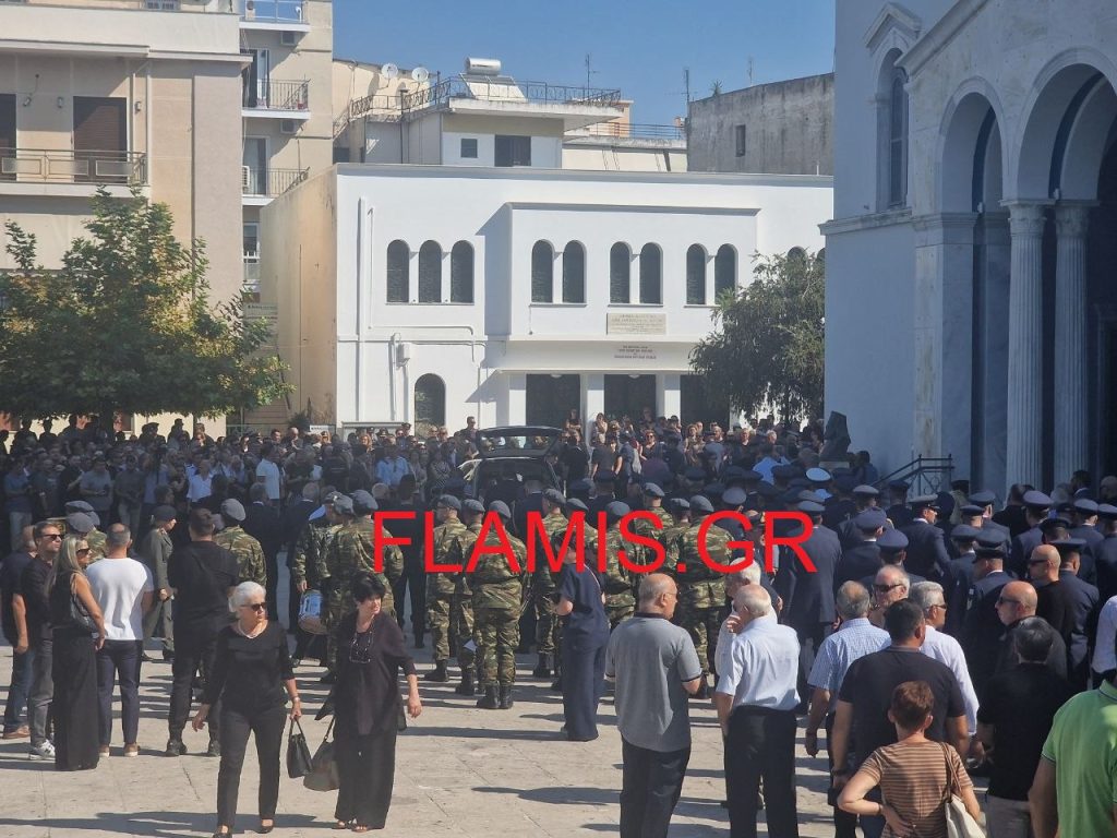Θρήνος στον Πύργο για τον επισμηναγό Γιάννη Μπλέσιας- Συγλονιστικό βίντεο με το τελευταίο χειροκρότημα για τον ήρωα - Βίντεο και Φωτό