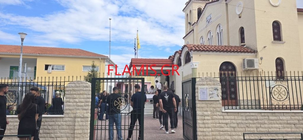 Πάτρα: Ανείπωτος θρήνος! Τελευταίο αντίο στον 31χρονο Γιώργο Τριανταφυλλόπουλο - φωτο