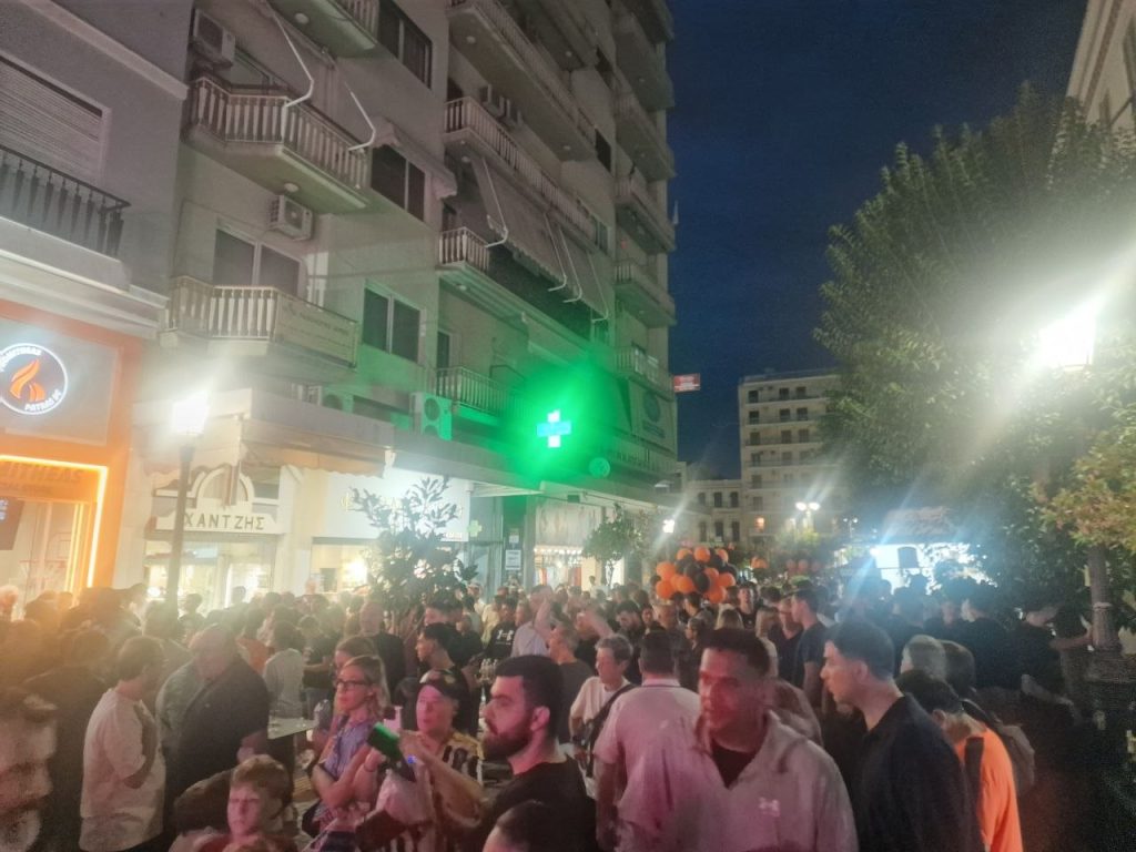 Πάτρα: Δείτε φωτό και βίντεο: Εκλεισε ο πεζόδρομος Μαιζώνος για τα εγκαίνια του Προμηθέα