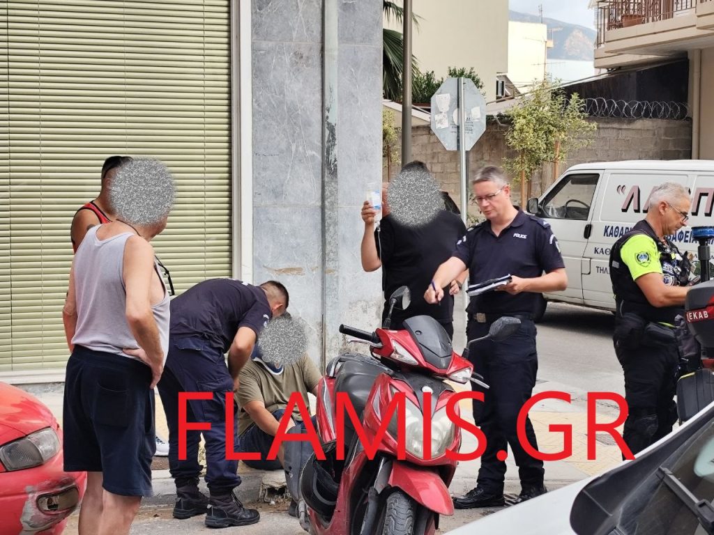 Πάτρα: Οδηγός δικύκλου χωρίς δίπλωμα παραβίασε στοπ... και έπεσε πάνω σε άλλο δίκυκλο! Τραυματίες - φωτο