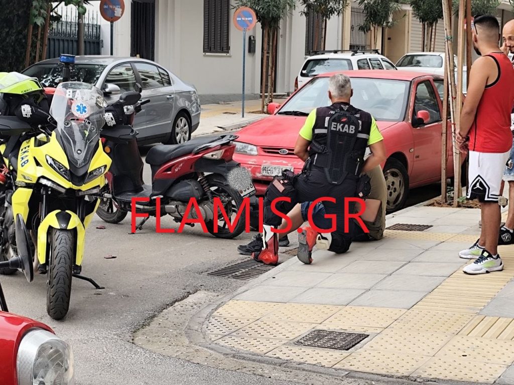 Πάτρα: Οδηγός δικύκλου χωρίς δίπλωμα παραβίασε στοπ... και έπεσε πάνω σε άλλο δίκυκλο! Τραυματίες - φωτο