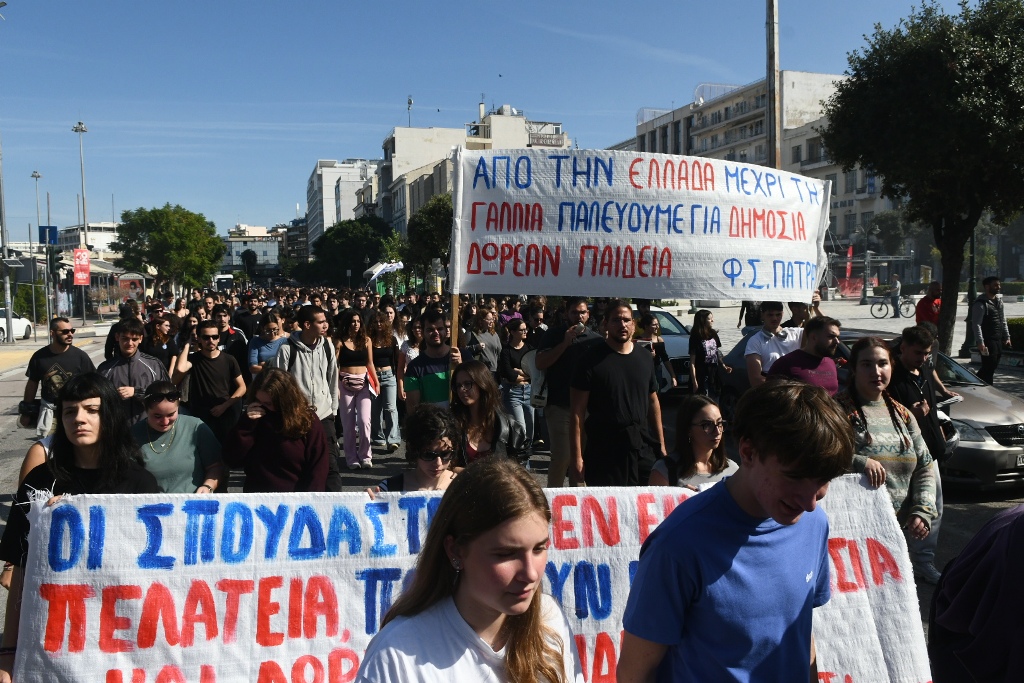 Πάτρα: Ο χαιρετισμός του Κώστα Πελετίδη στην σημερινή συγκέντρωση - φωτο