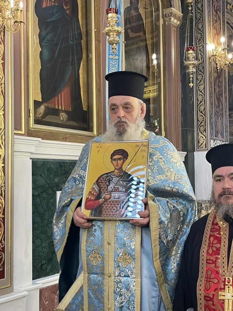 Πάτρα: Η έξοδος της εικόνας του Αγίου Δημητρίου - φωτο
