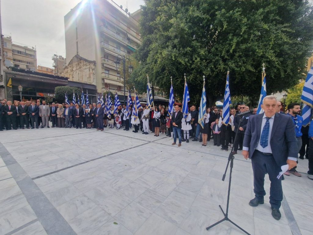 Στην ανακαινισμένη πλ. Όλγας η κατάθεση στεφάνων για το ΟΧΙ - ΦΩΤΟ