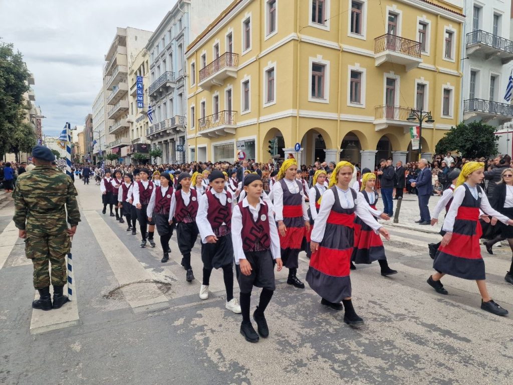 Πάτρα: Δείτε όλη την Παρέλαση για την 28η Οκτωβρίου - Δεκάδες Φωτό