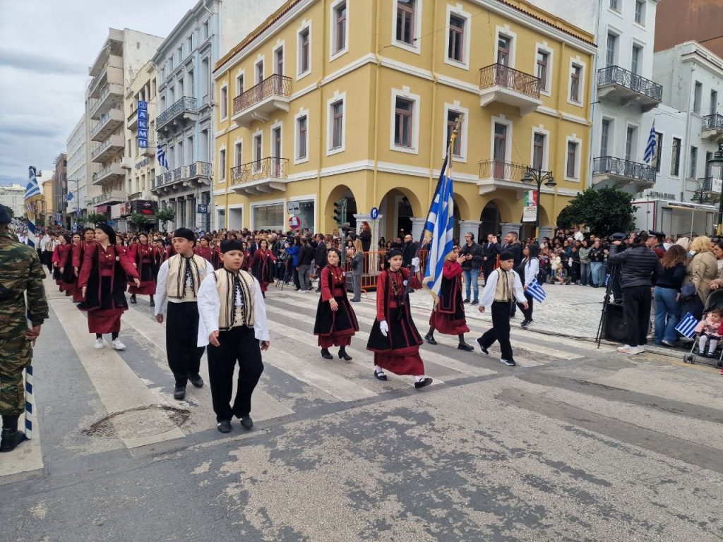 Πάτρα: Δείτε όλη την Παρέλαση για την 28η Οκτωβρίου - Δεκάδες Φωτό