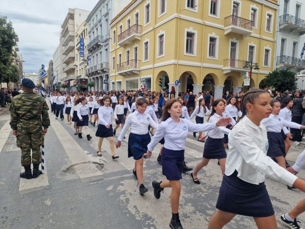 Πάτρα: Δείτε όλη την Παρέλαση για την 28η Οκτωβρίου - Δεκάδες Φωτό