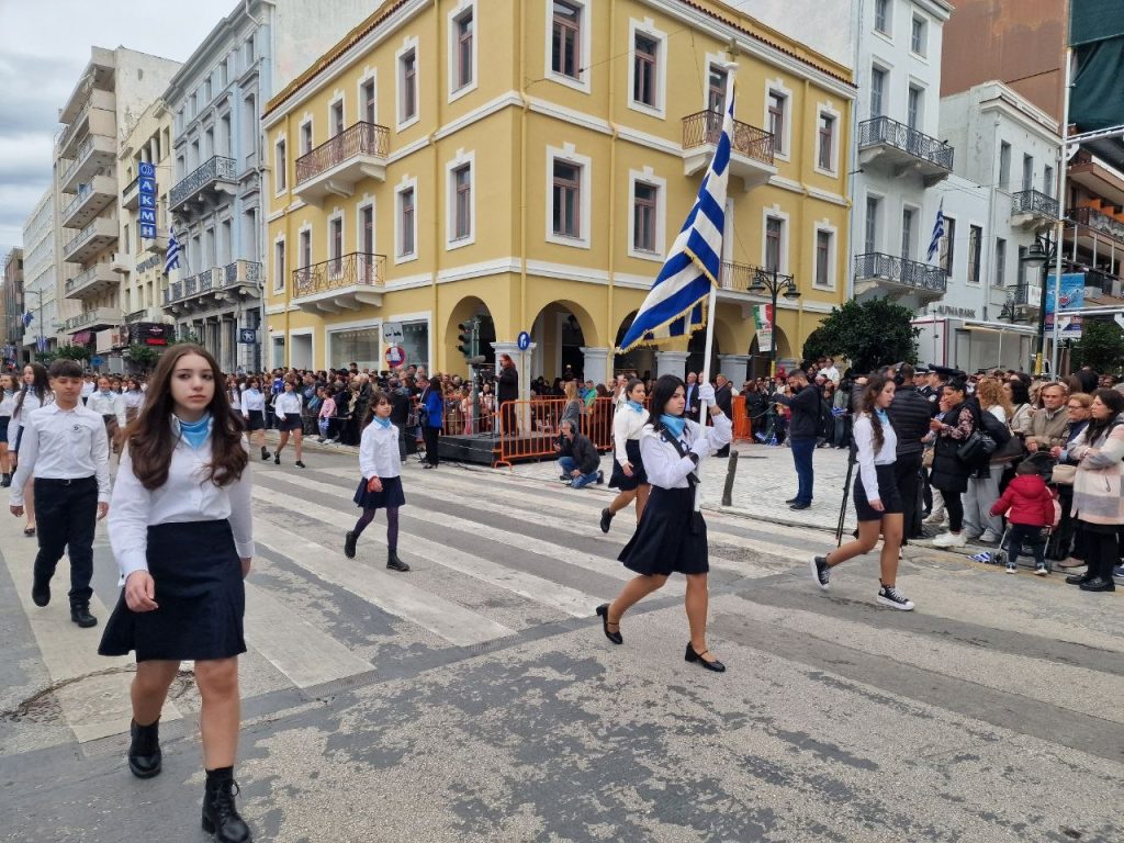 Πάτρα: Δείτε όλη την Παρέλαση για την 28η Οκτωβρίου - Δεκάδες Φωτό