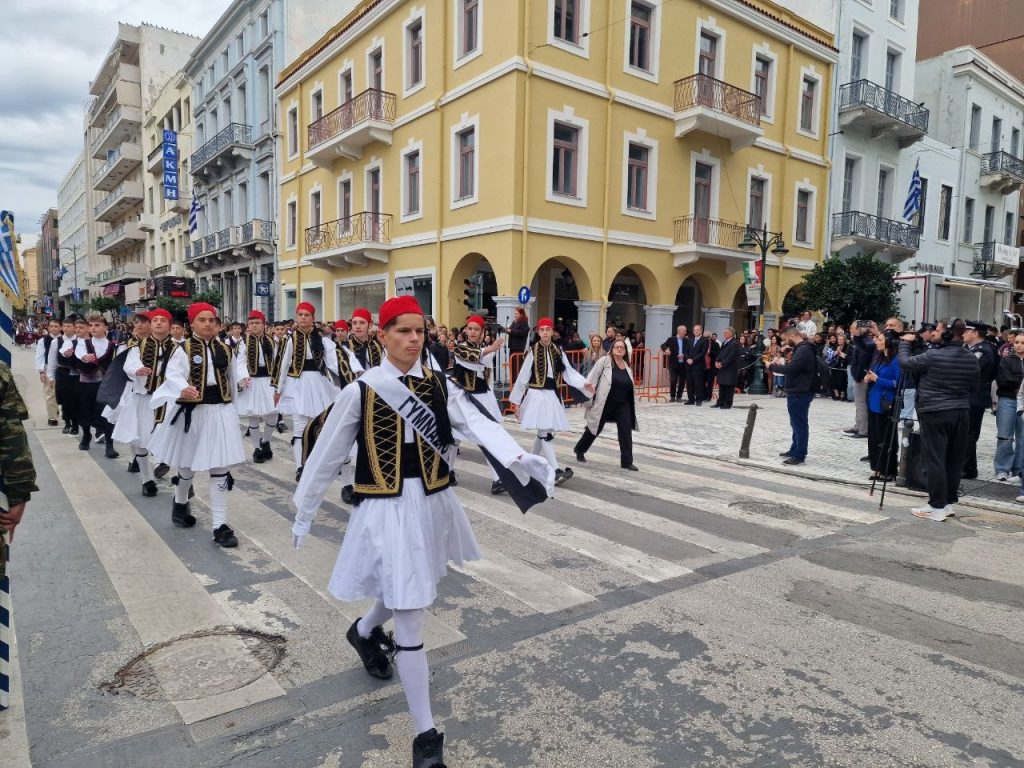 Πάτρα: Δείτε όλη την Παρέλαση για την 28η Οκτωβρίου - Δεκάδες Φωτό
