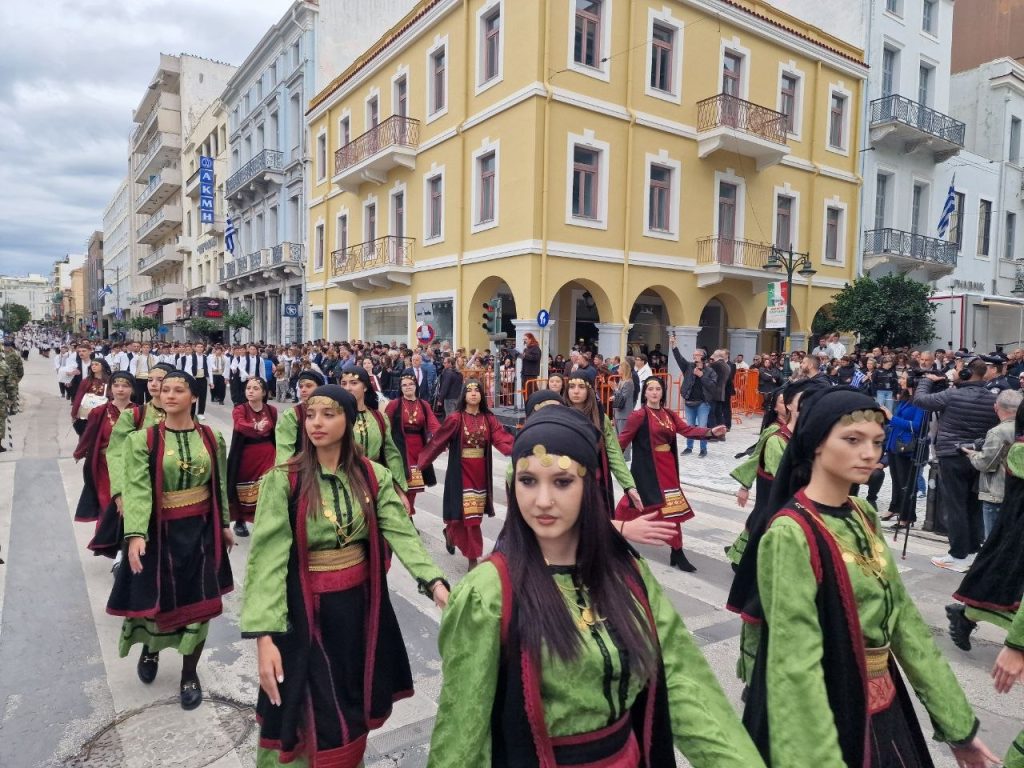Πάτρα: Δείτε όλη την Παρέλαση για την 28η Οκτωβρίου - Δεκάδες Φωτό