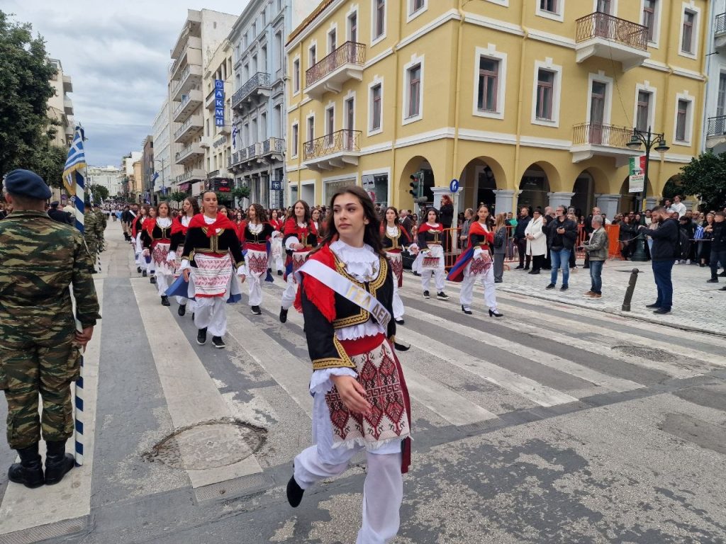 Πάτρα: Δείτε όλη την Παρέλαση για την 28η Οκτωβρίου - Δεκάδες Φωτό