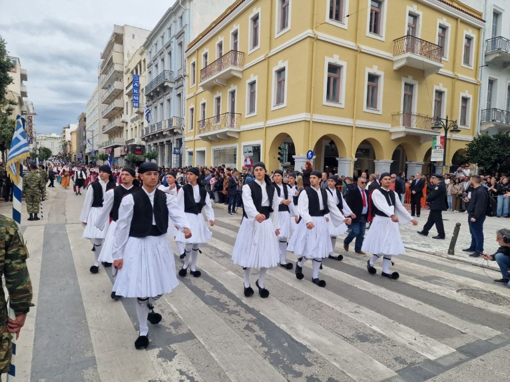 Πάτρα: Δείτε όλη την Παρέλαση για την 28η Οκτωβρίου - Δεκάδες Φωτό