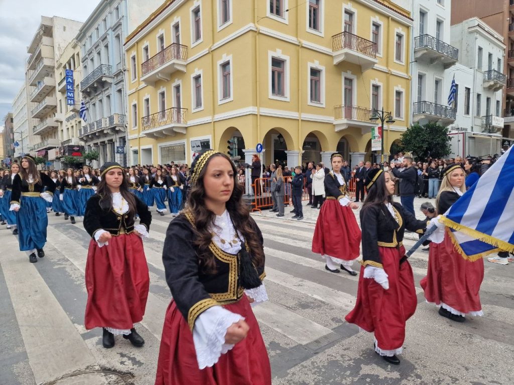 Πάτρα: Δείτε όλη την Παρέλαση για την 28η Οκτωβρίου - Δεκάδες Φωτό